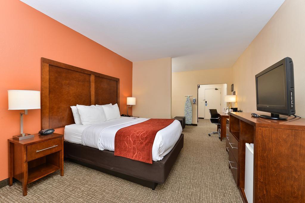 Comfort Suites Omaha Northwest Extérieur photo