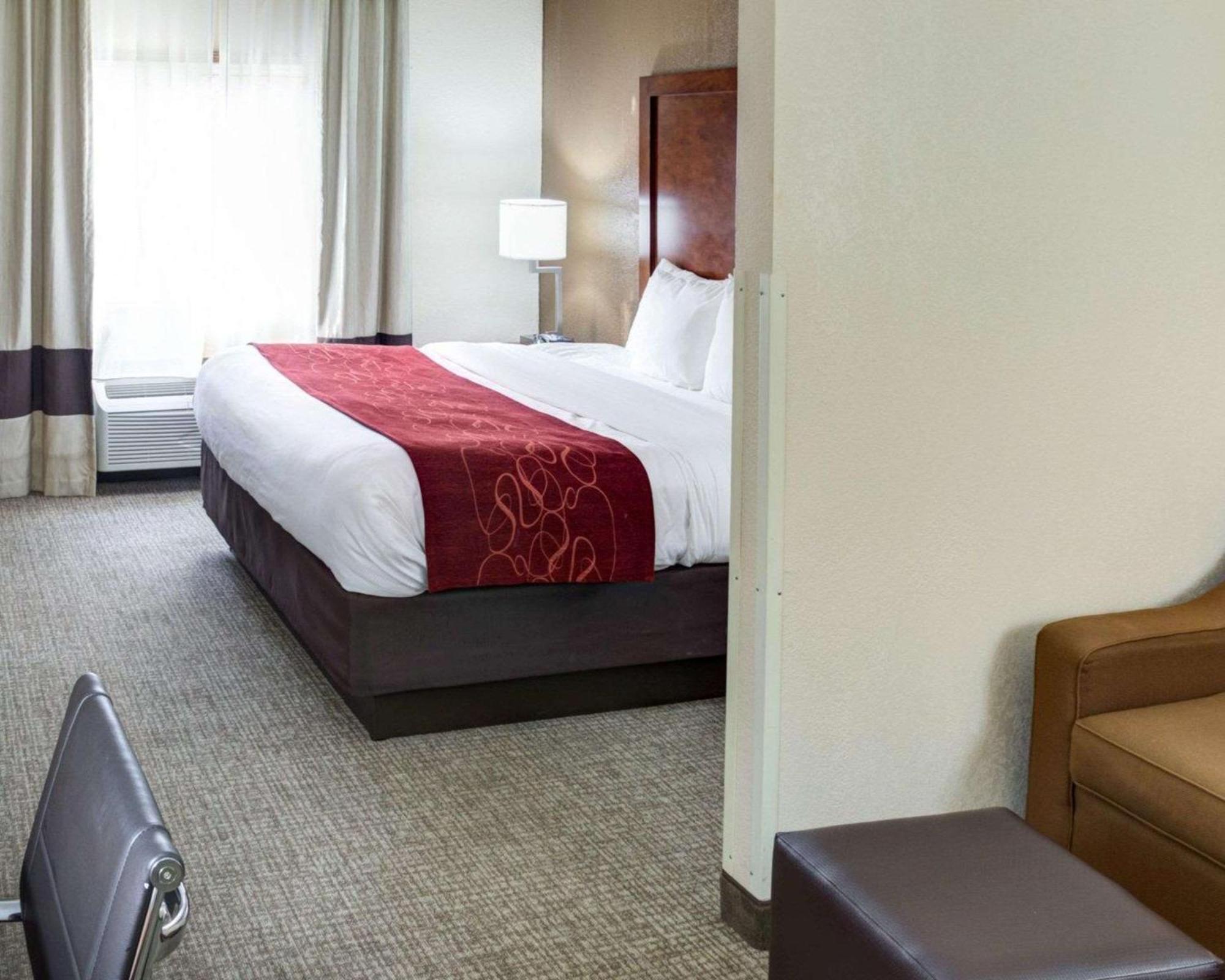 Comfort Suites Omaha Northwest Extérieur photo