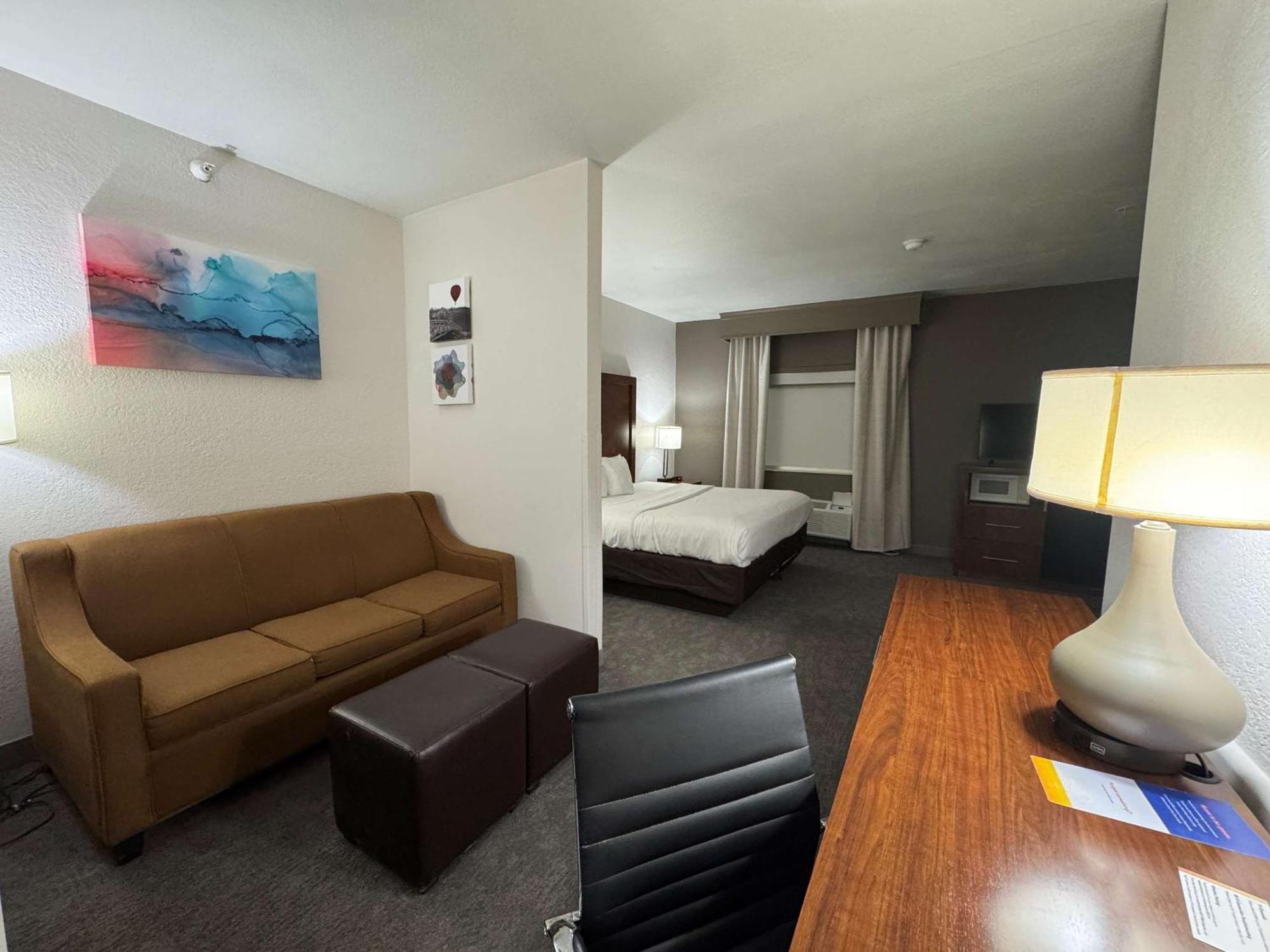 Comfort Suites Omaha Northwest Extérieur photo