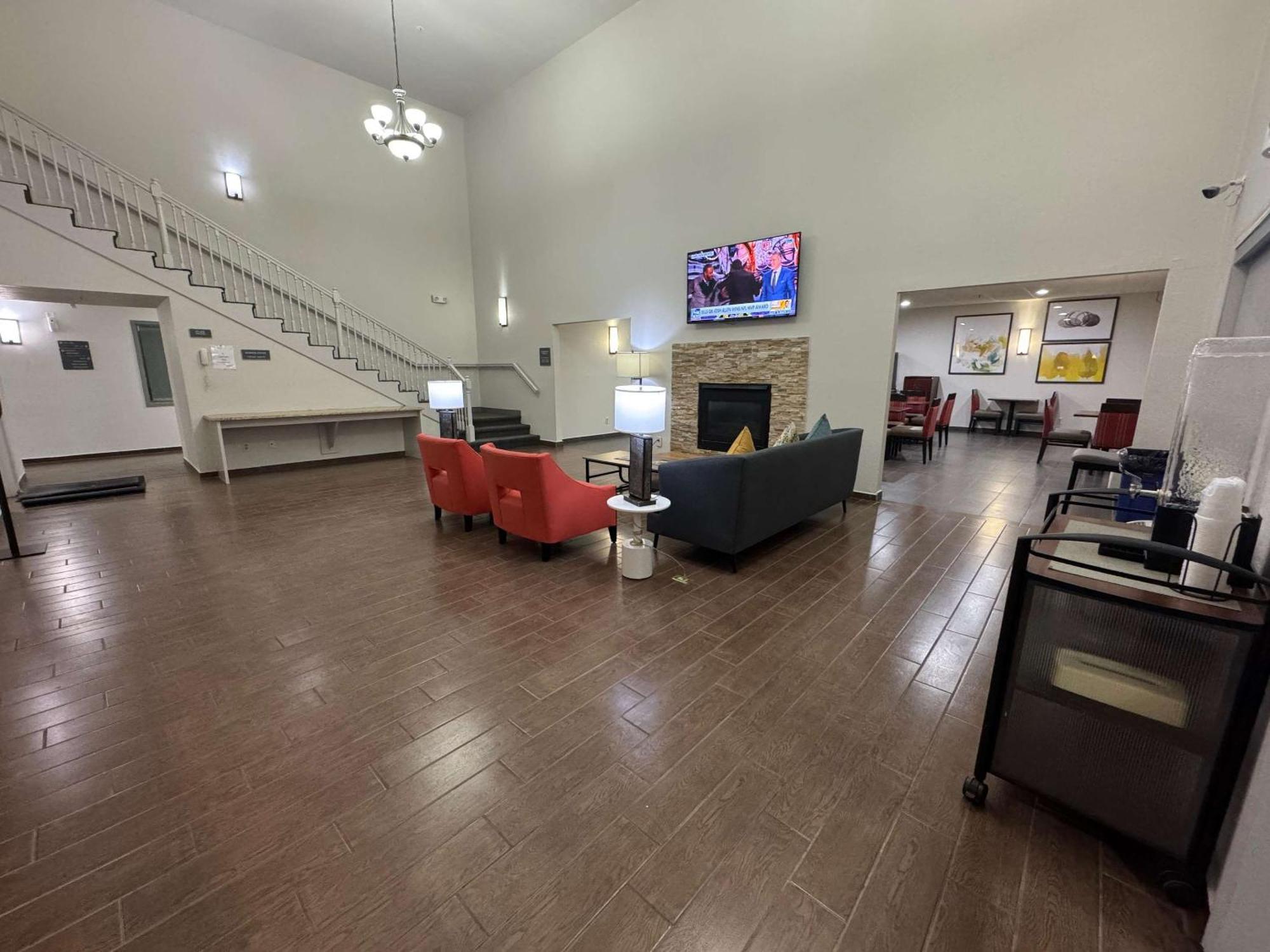 Comfort Suites Omaha Northwest Extérieur photo