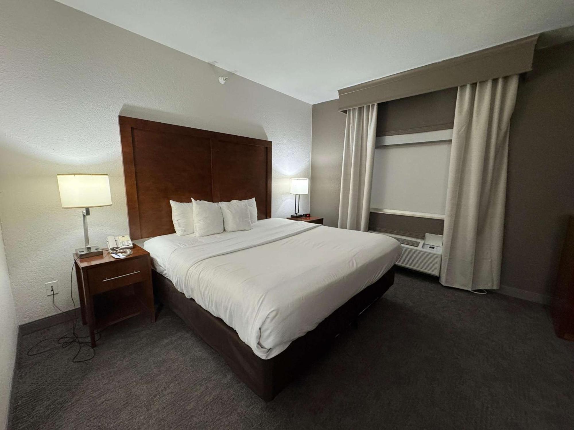 Comfort Suites Omaha Northwest Extérieur photo